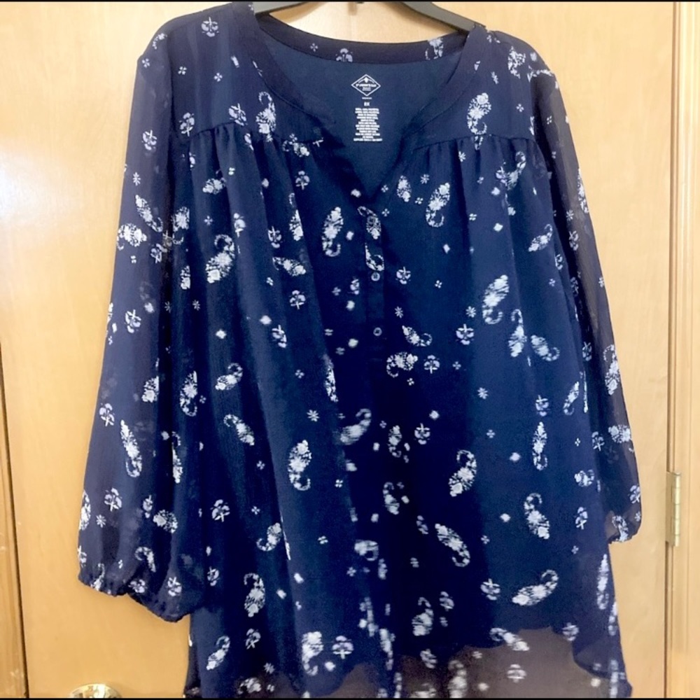 St. John’s Bay, Size 2X Women’s Blouse with Buttons 3/4 sleeves, paisley design